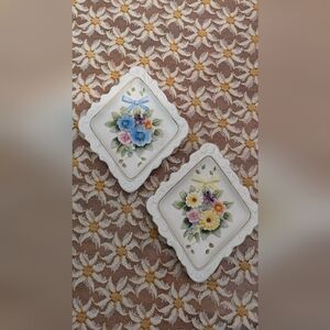 Gorgeous Lefton porcelain wall plaques hangings flowers with bows-HG1